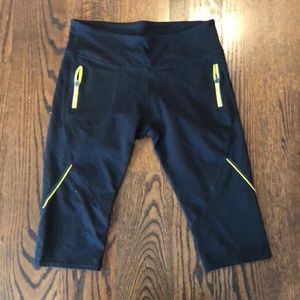 Fabletics Cropped Leggings